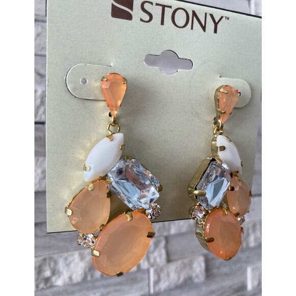 Earrings Peach and White - Picture 2 of 6